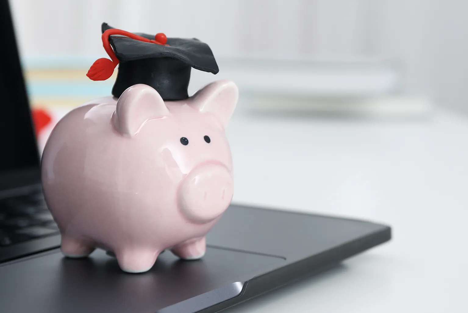 Setting Financial Resolutions for College Students